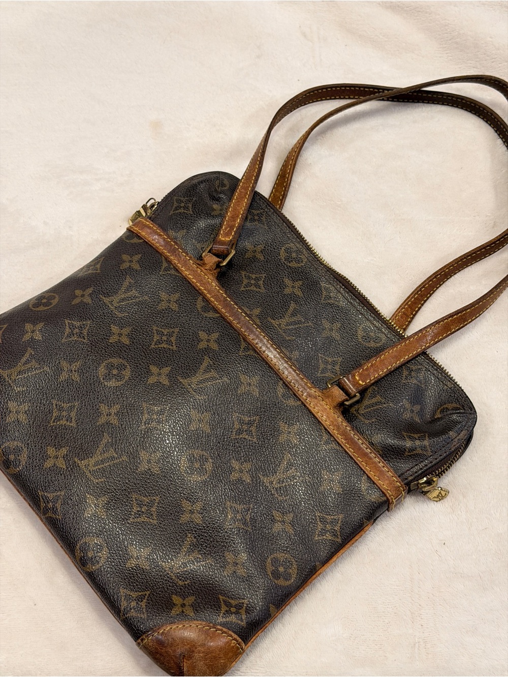 Authentic Louis Vuitton Popincourt Haut Monogram Shoulder Tote Vintage LV Bag - Picture 1 of 9